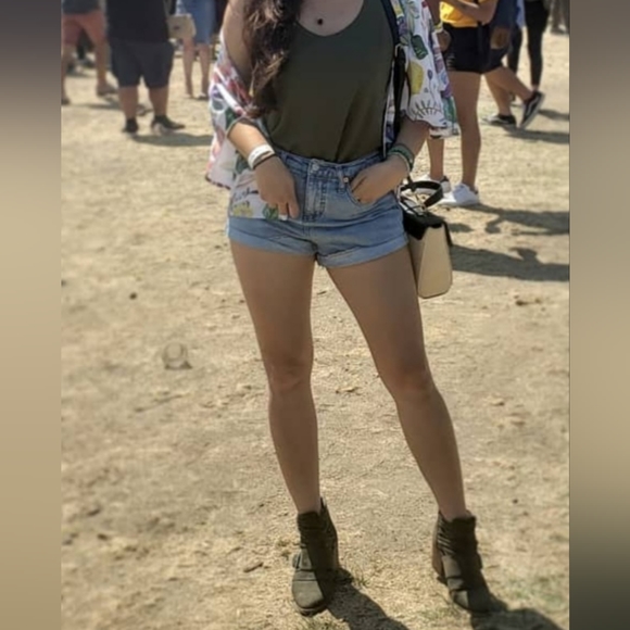 Army green cut-out boots - Picture 13 of 13